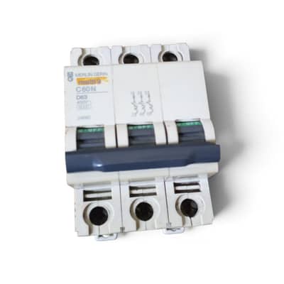 63A breaker 3 pol Merlin gerin