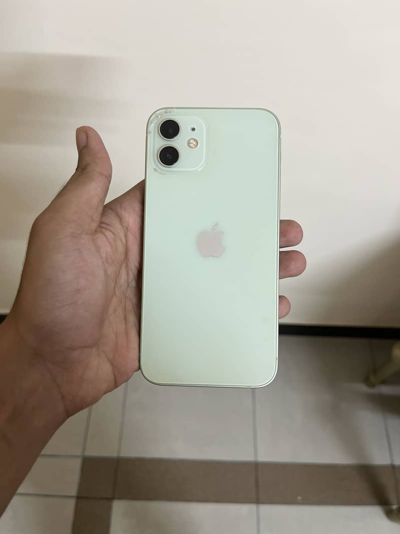 Apple iPhone 12 1