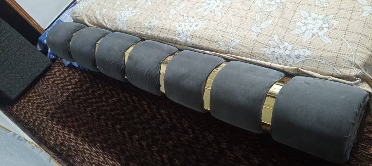 Bed set with side tables 1