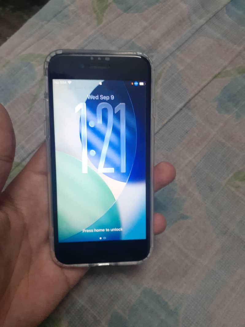 Apple iPhone SE 3