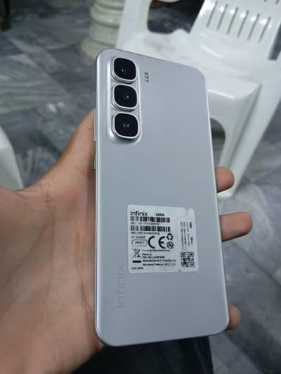 Infinix hot60 pro plus 8+8.256 gb