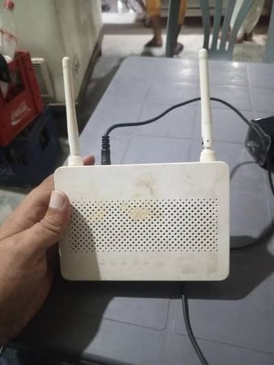 Huawei epon device with charger