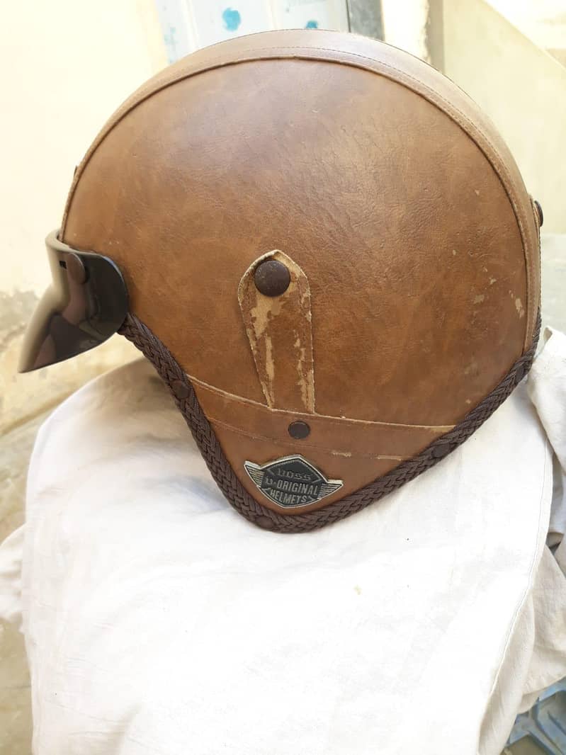 Helmet 0