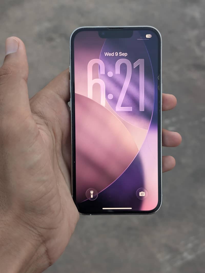 Apple iPhone 13 Pro 2