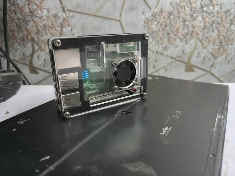 Pi 3 model B+ 0