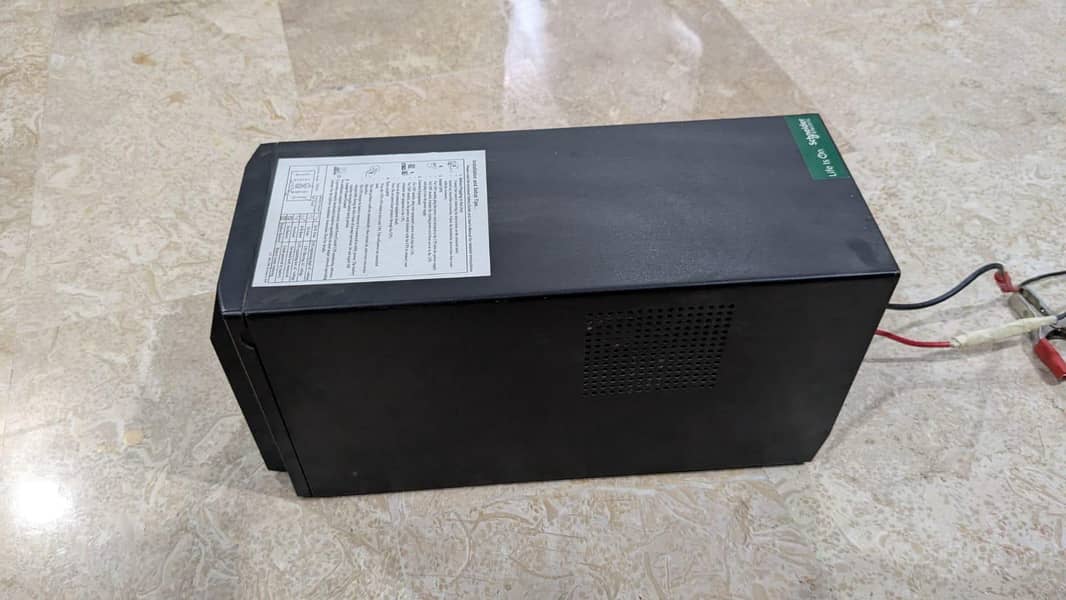 APC smart UPS 1