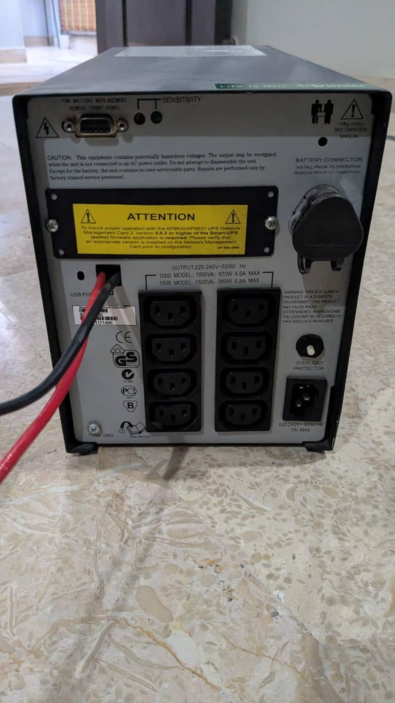APC smart UPS 3