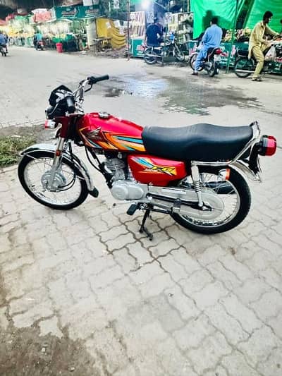 Honda Cg125 Red Color Total genuine condition