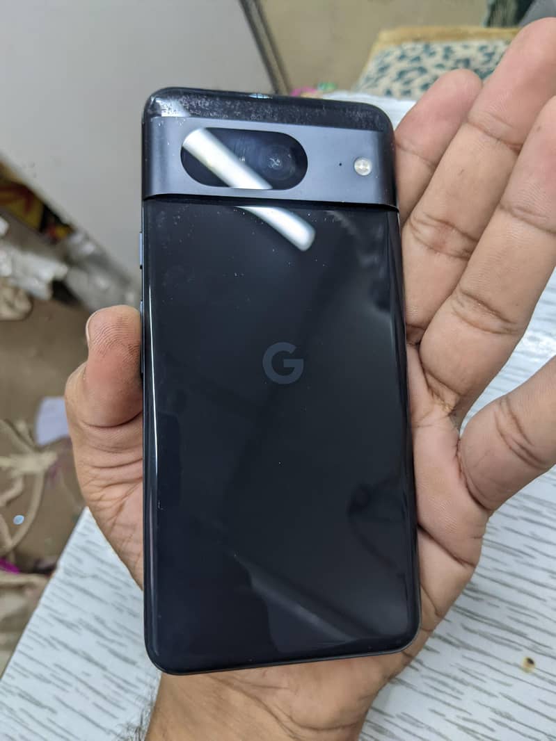 Google Pixel 8 6