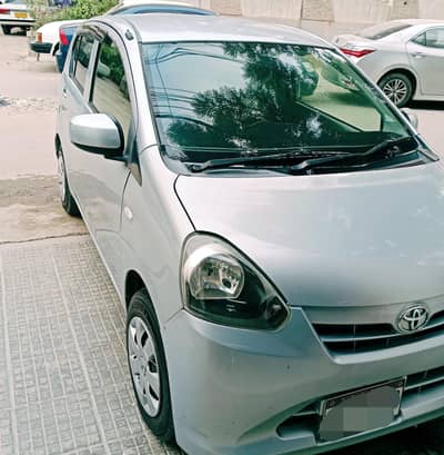 Daihatsu Mira 2012