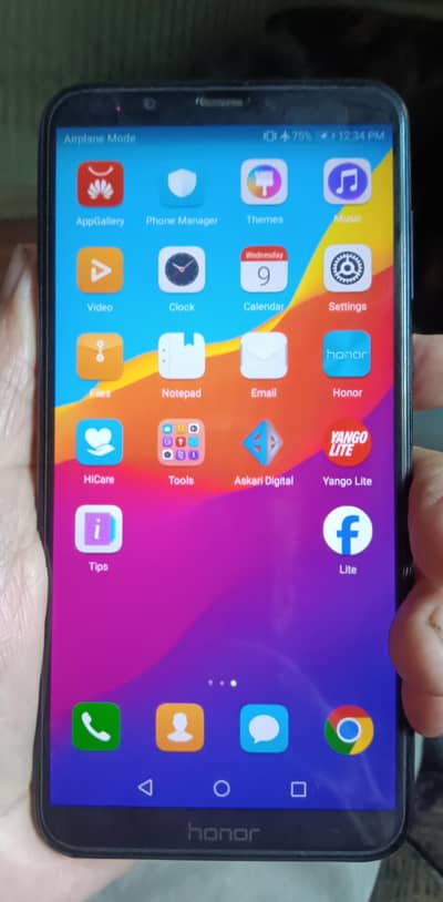 Honor 7C
