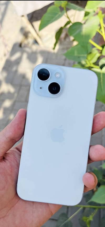 Apple iPhone 15