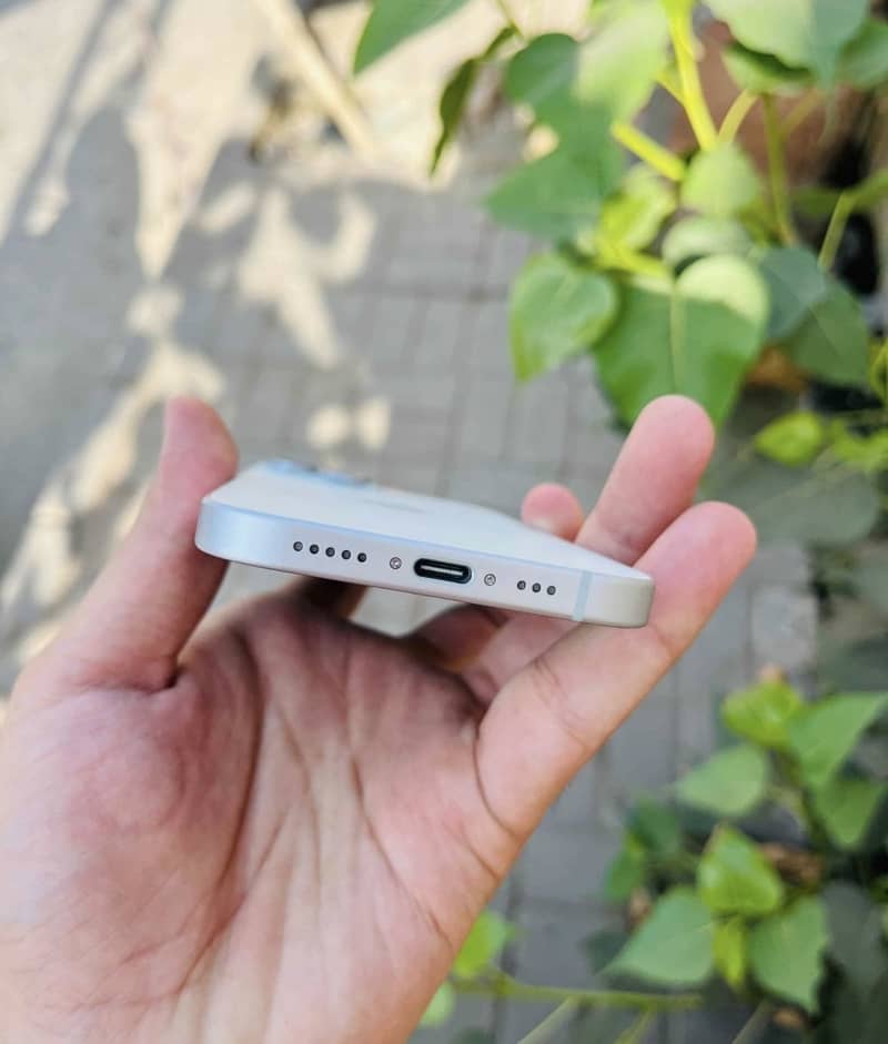 Apple iPhone 15 1
