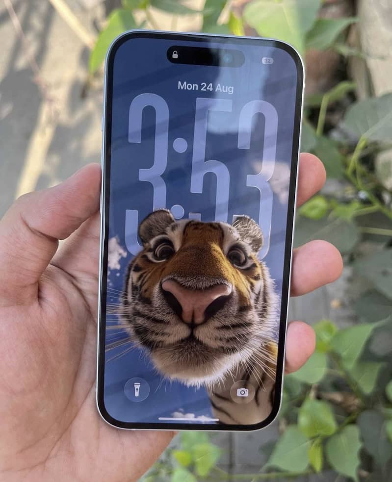 Apple iPhone 15 3