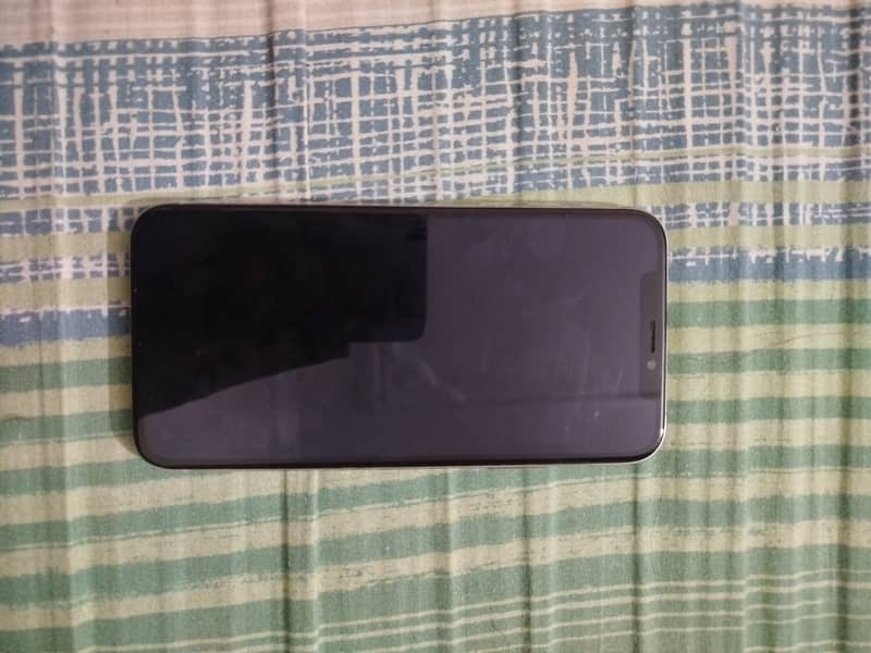 Apple iPhone XS Max 5