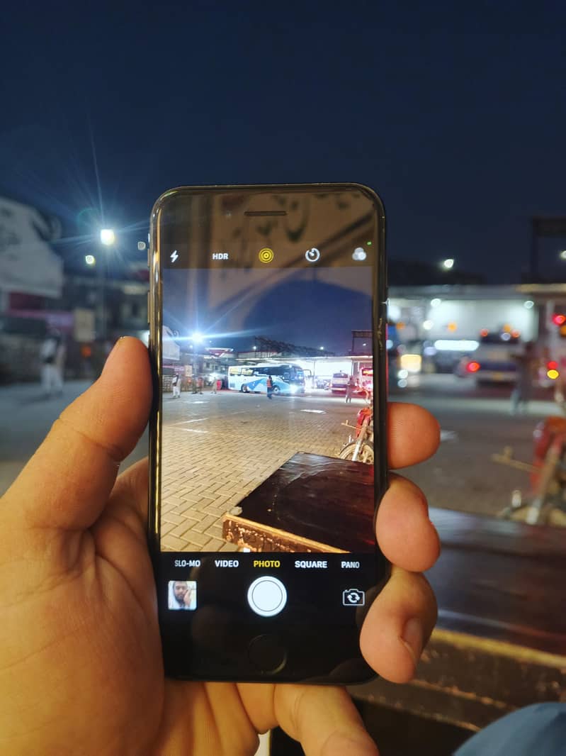 Apple iPhone 7 1