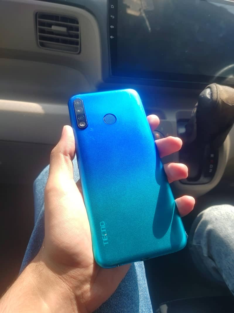 Tecno Spark 4 1