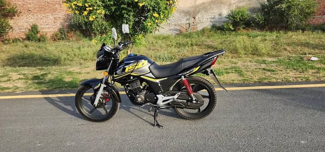 Honda cb150F