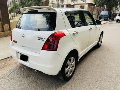 Suzuki Swift 2010 Dlx Genuine condition