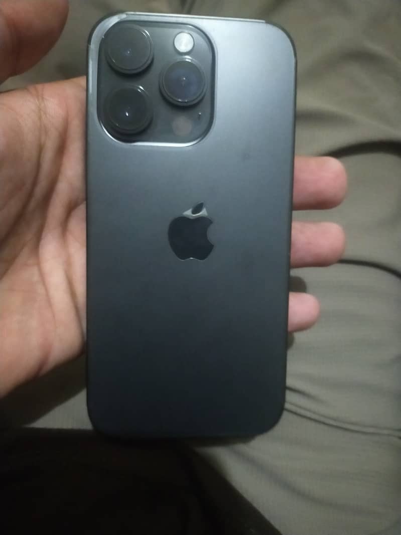 Apple iPhone 14 Pro 3