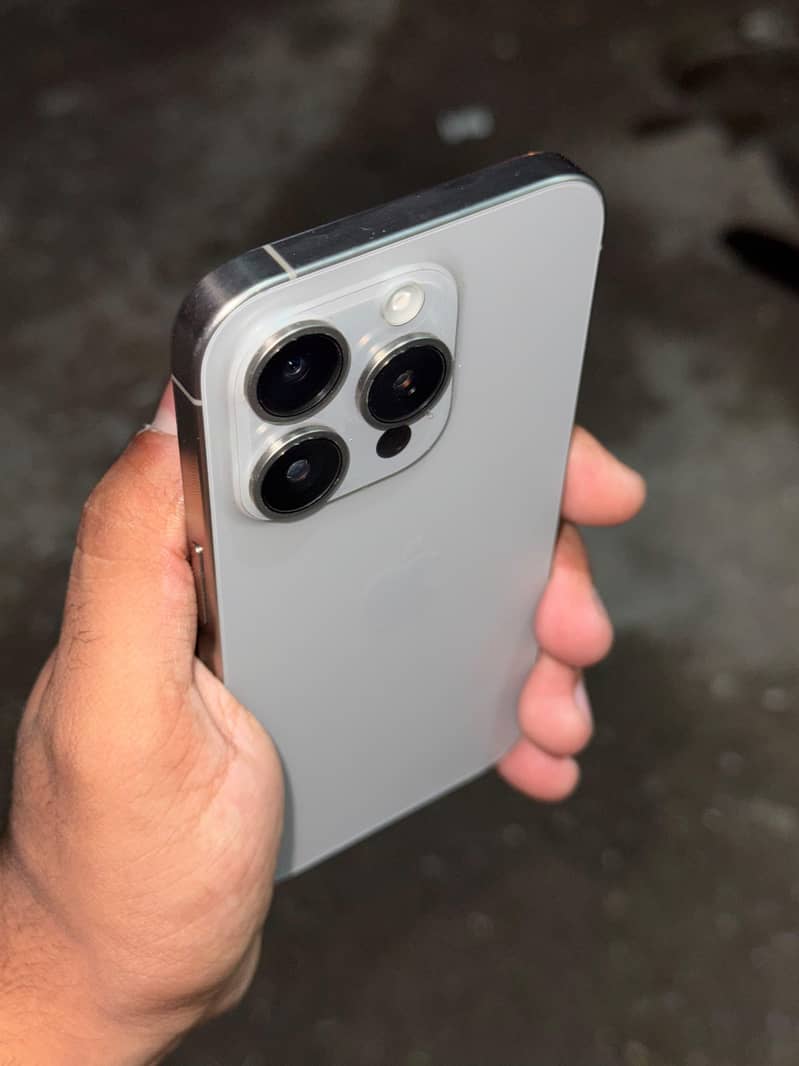 iphone 15 pro 7