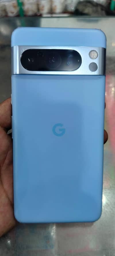 Google Pixel 8 Pro