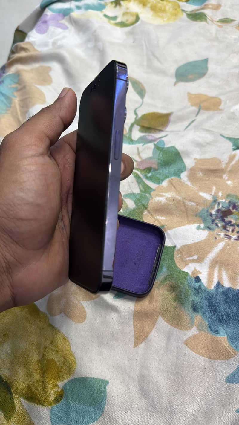 Apple iPhone 14 Pro 3