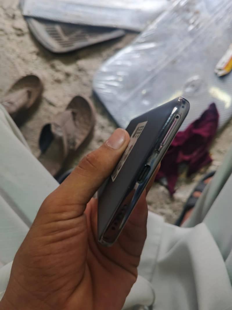 Tecno CAMON 40 Pro 1