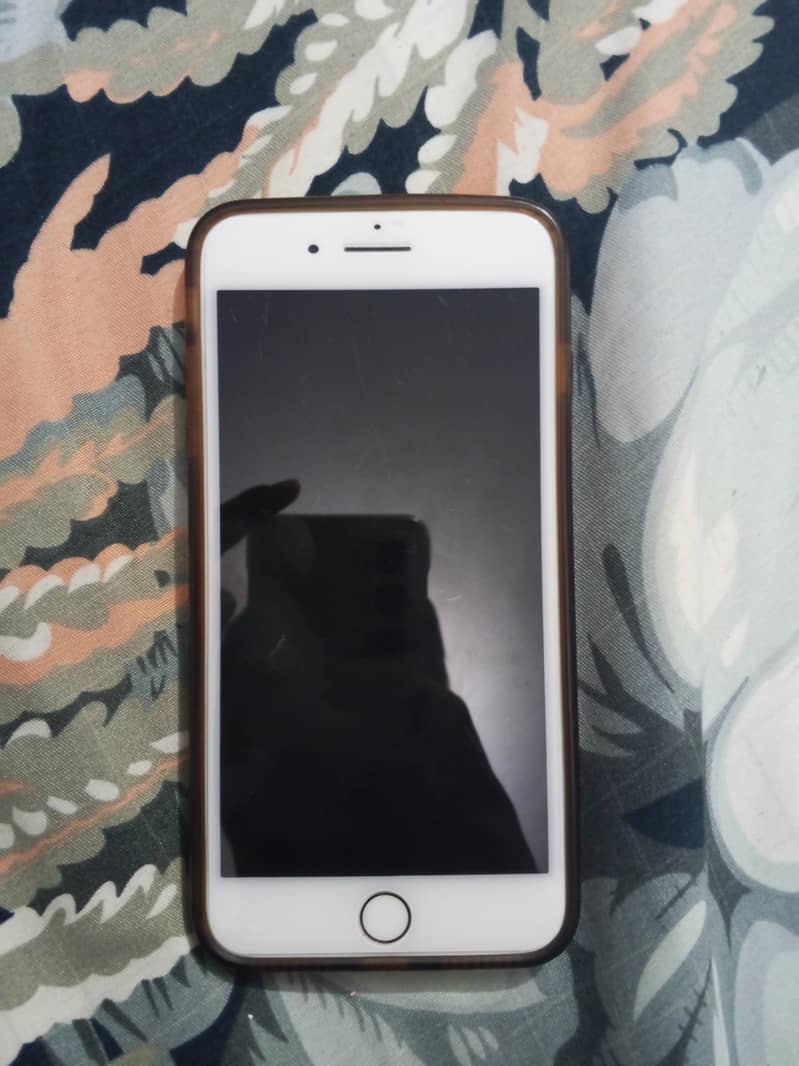 Apple iPhone 7 Plus 0