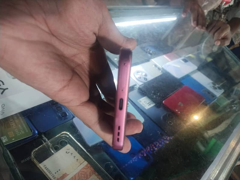 OPPO A6 0