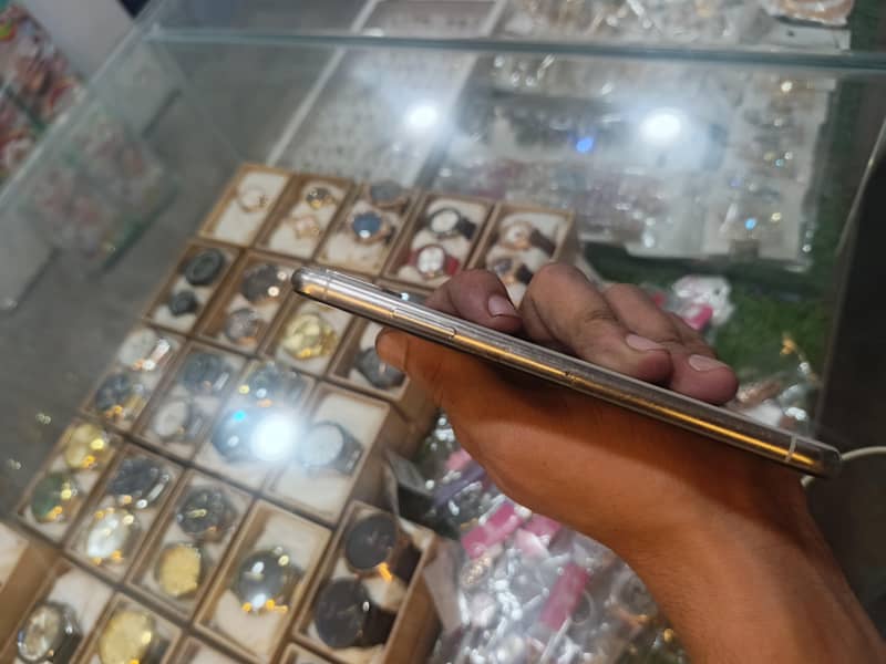 Apple iPhone X 2