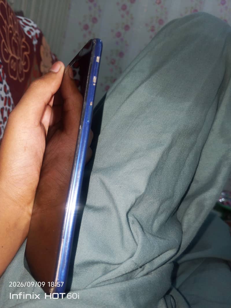 OPPO A83 Pro 4