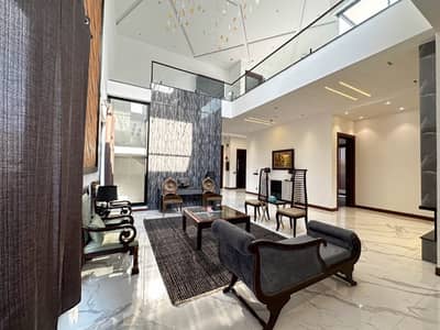 ONE KANAL BEAUTIFULL UPPAR PORTION AVAILABLE FOR RENT IN DHA PHASE 2