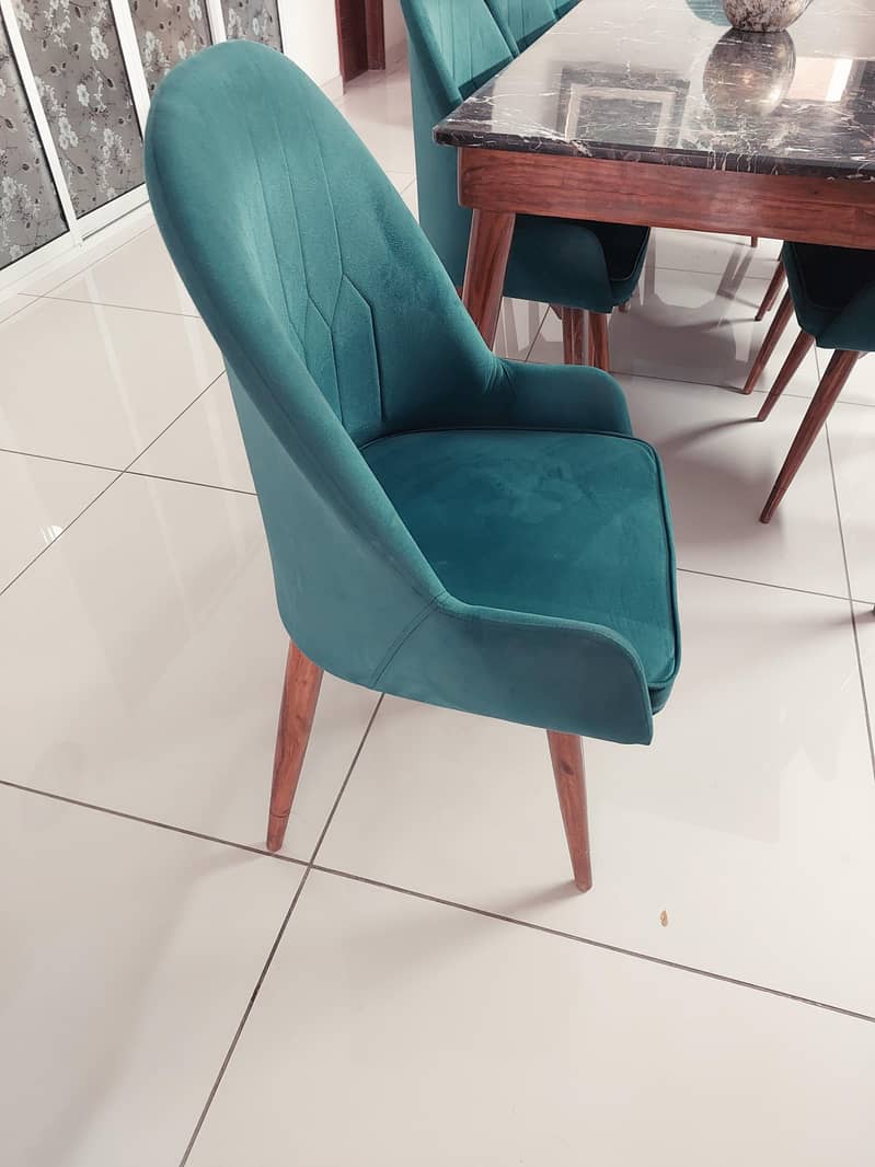 8 chairs Dinning table 7