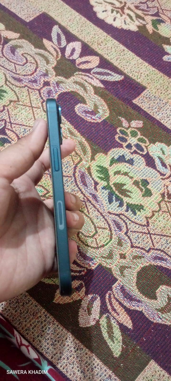 Apple iPhone 13 2