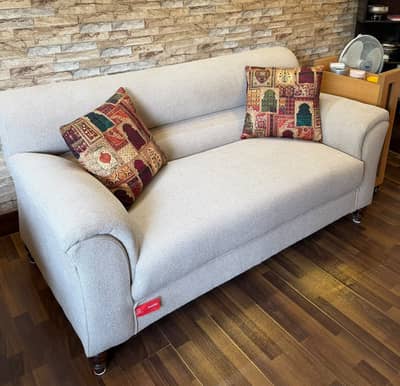 2x two seaters / 2x coffee wings chairs