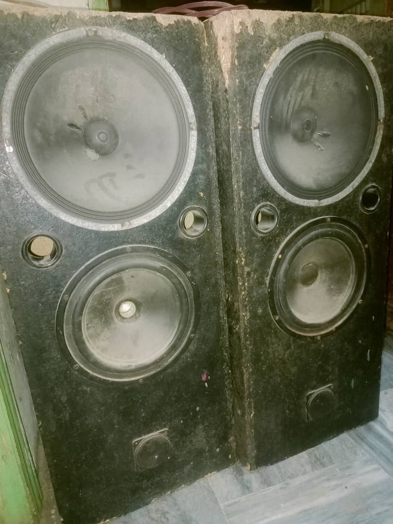Speaker 10". 08" 1