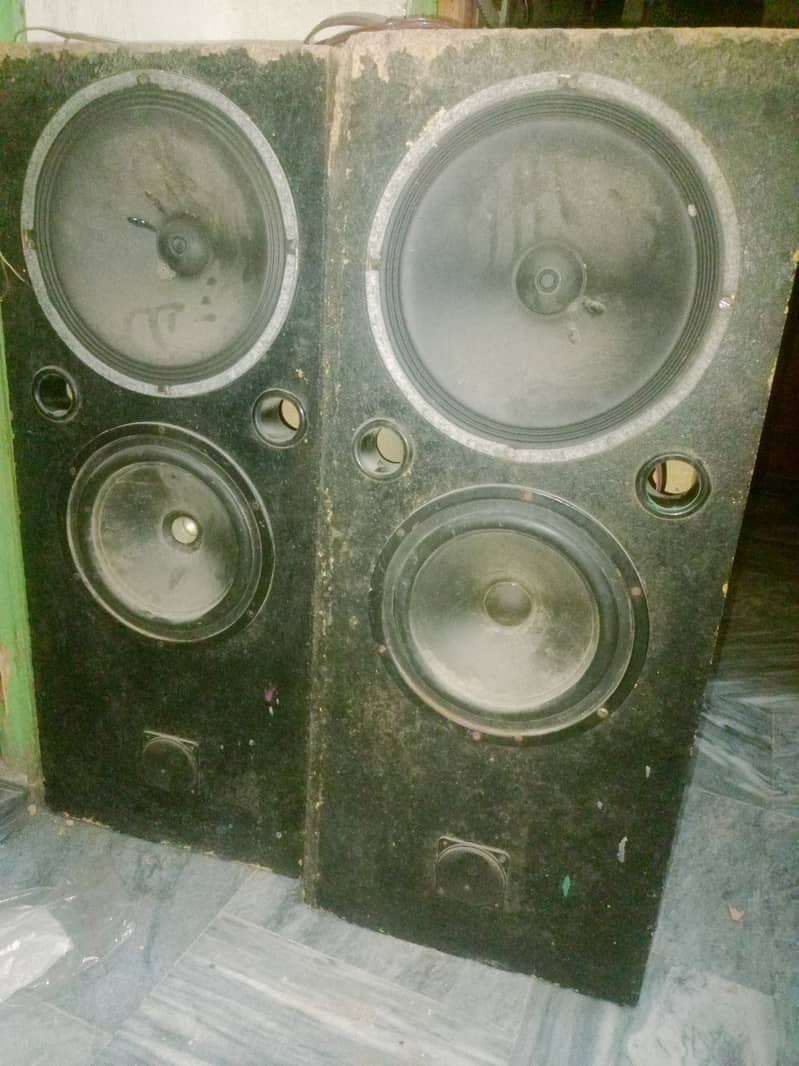 Speaker 10". 08" 2
