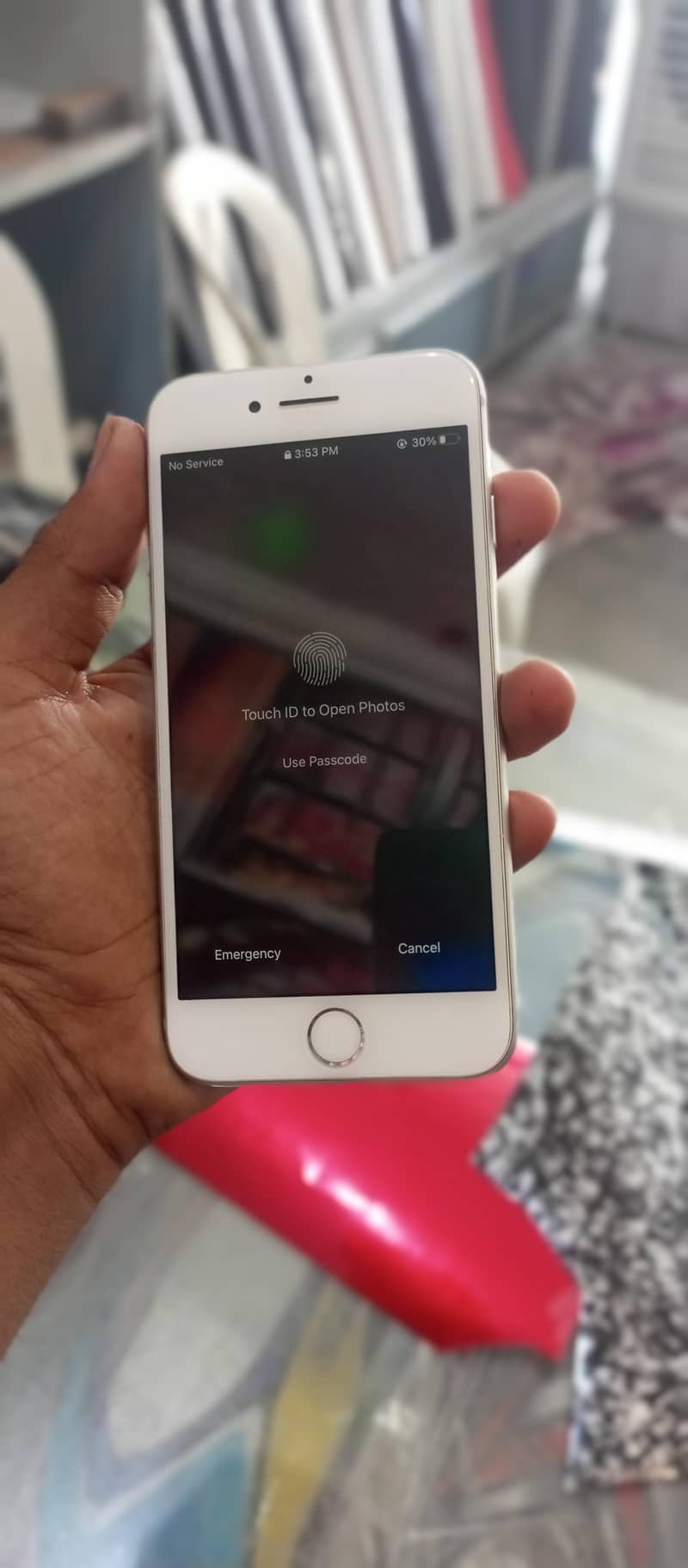 Apple iPhone 8 1