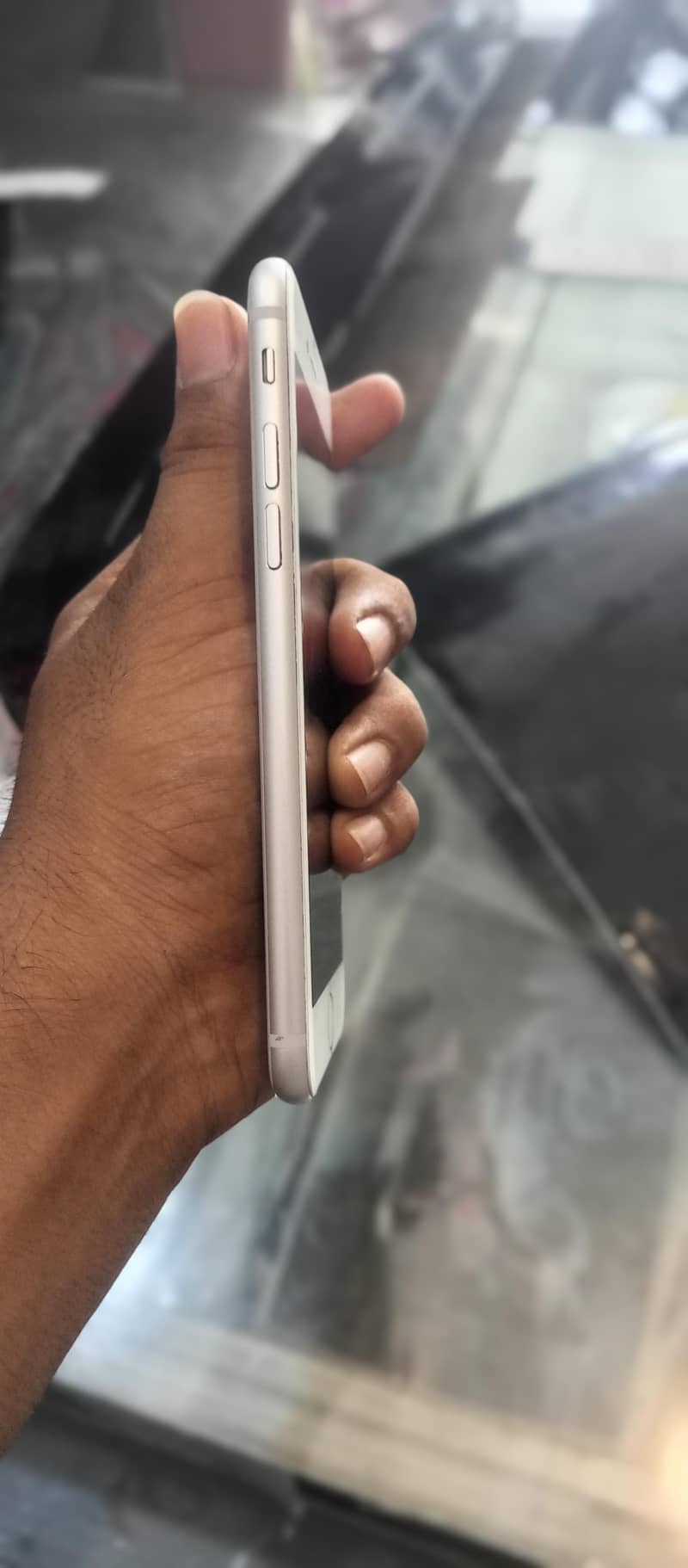 Apple iPhone 8 2