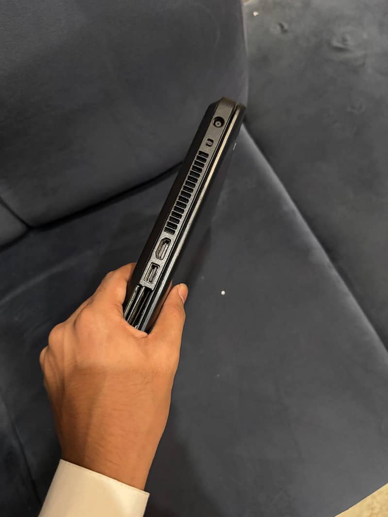 DELL laptop 4
