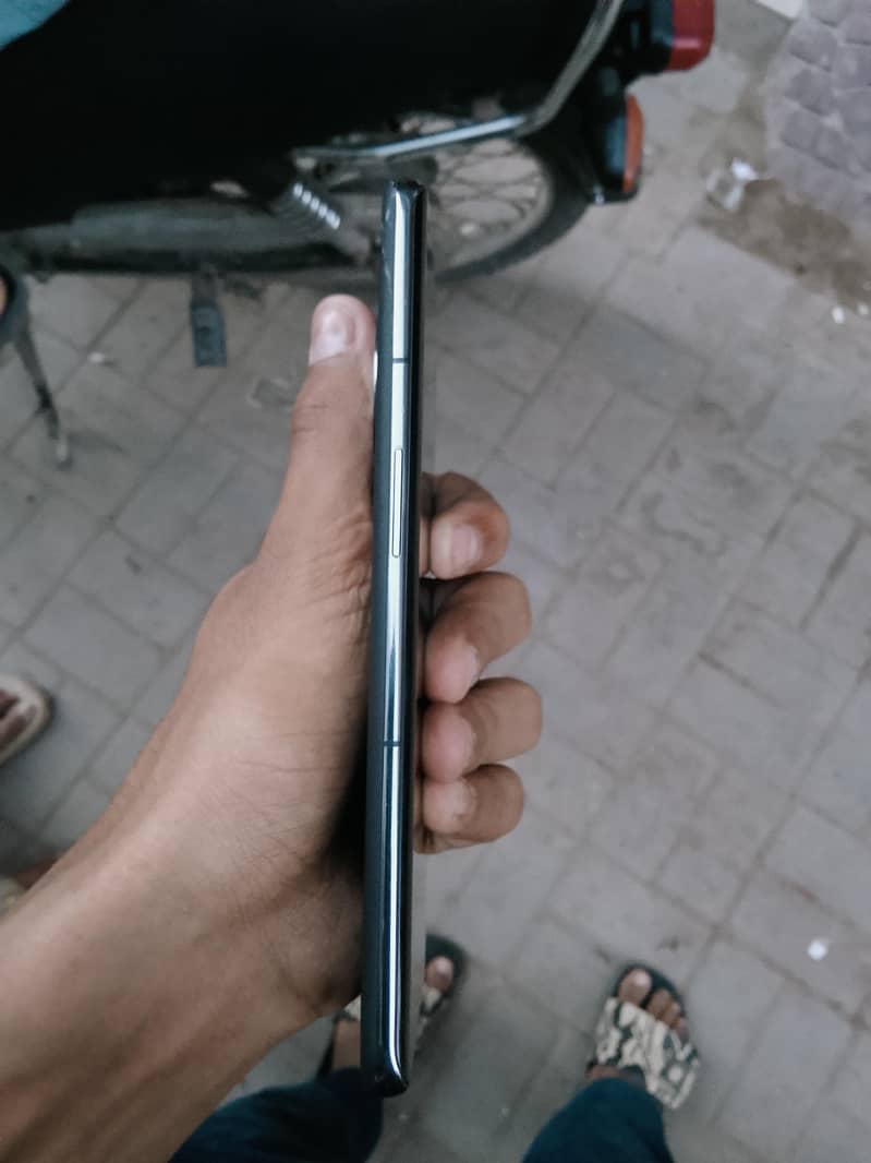 One Plus 11 2