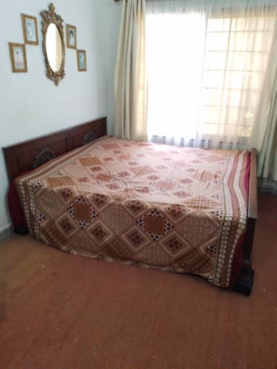 King Bed Chinuety