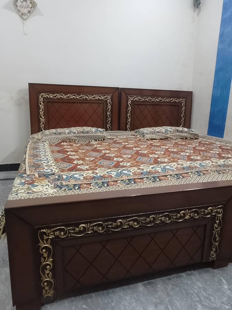 Single Bed Set without Mattress 2