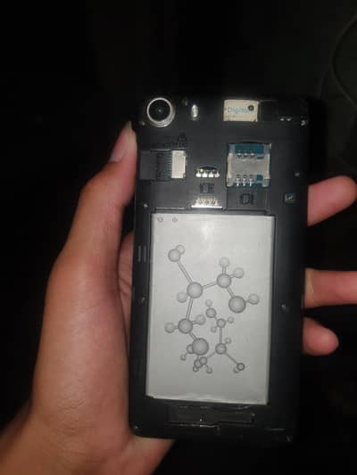 QMobile Noir i6 Metal One