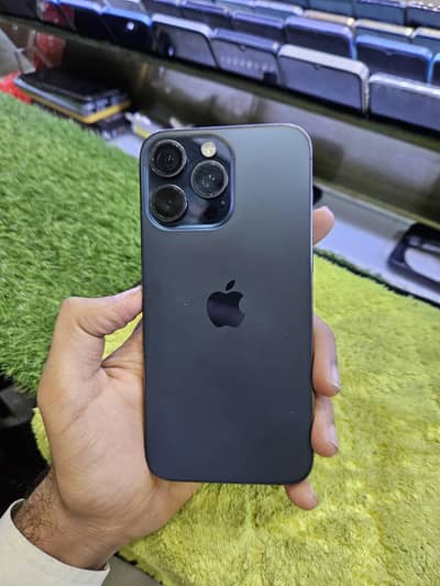 Apple iPhone 15 Pro Max