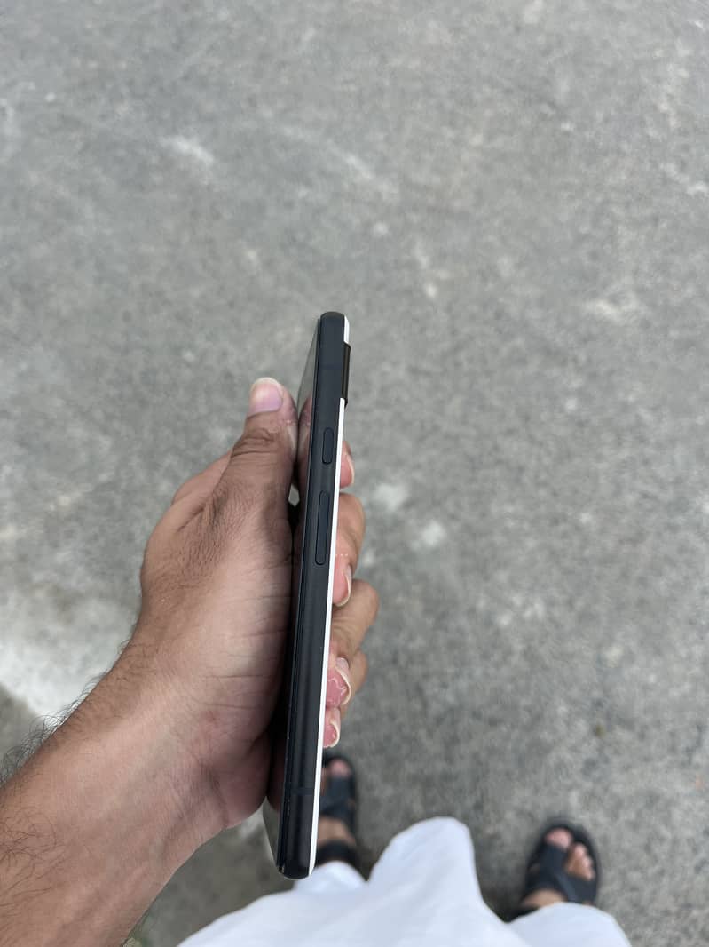 Google Pixel 6a 4