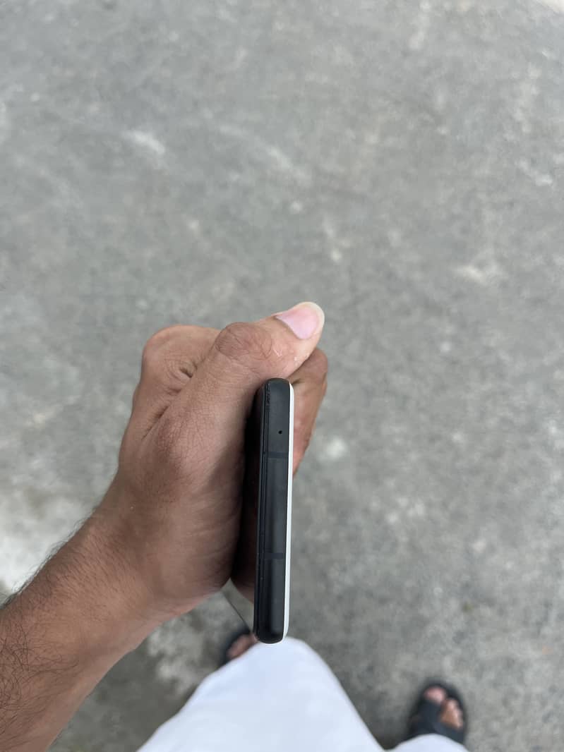 Google Pixel 6a 1