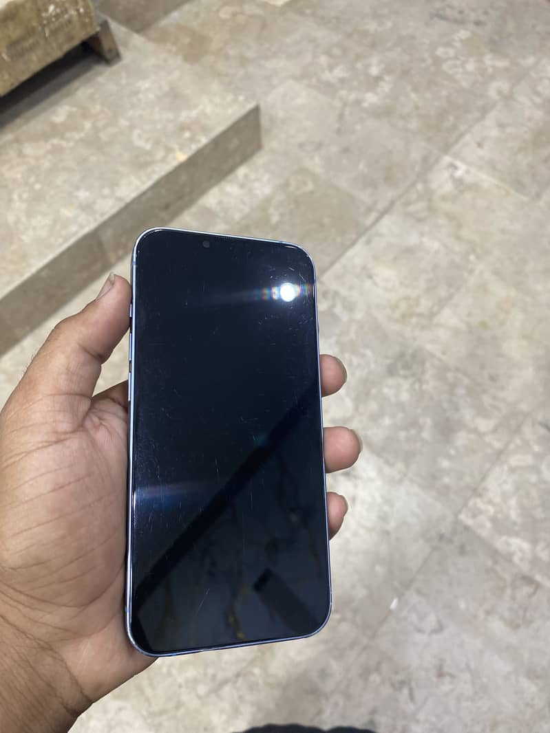 Apple iPhone 14 2