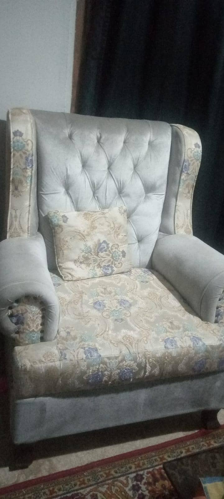 7 seater sofa set 0